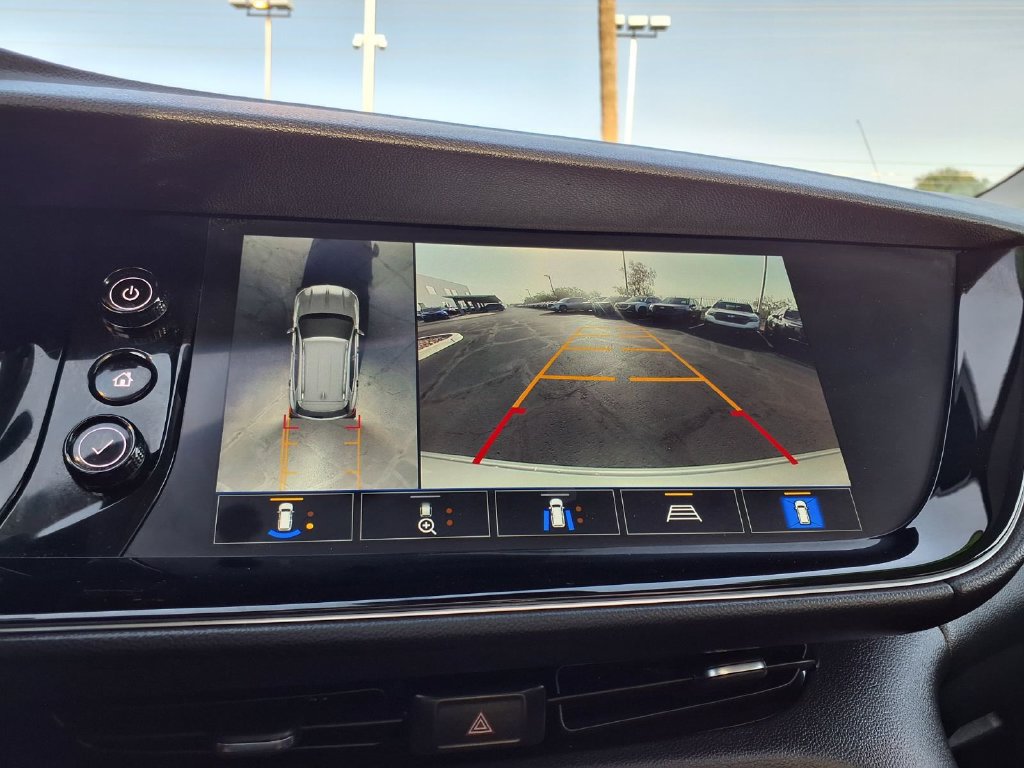 Used 2023 Buick Envision Avenir AWD/4WD image 28