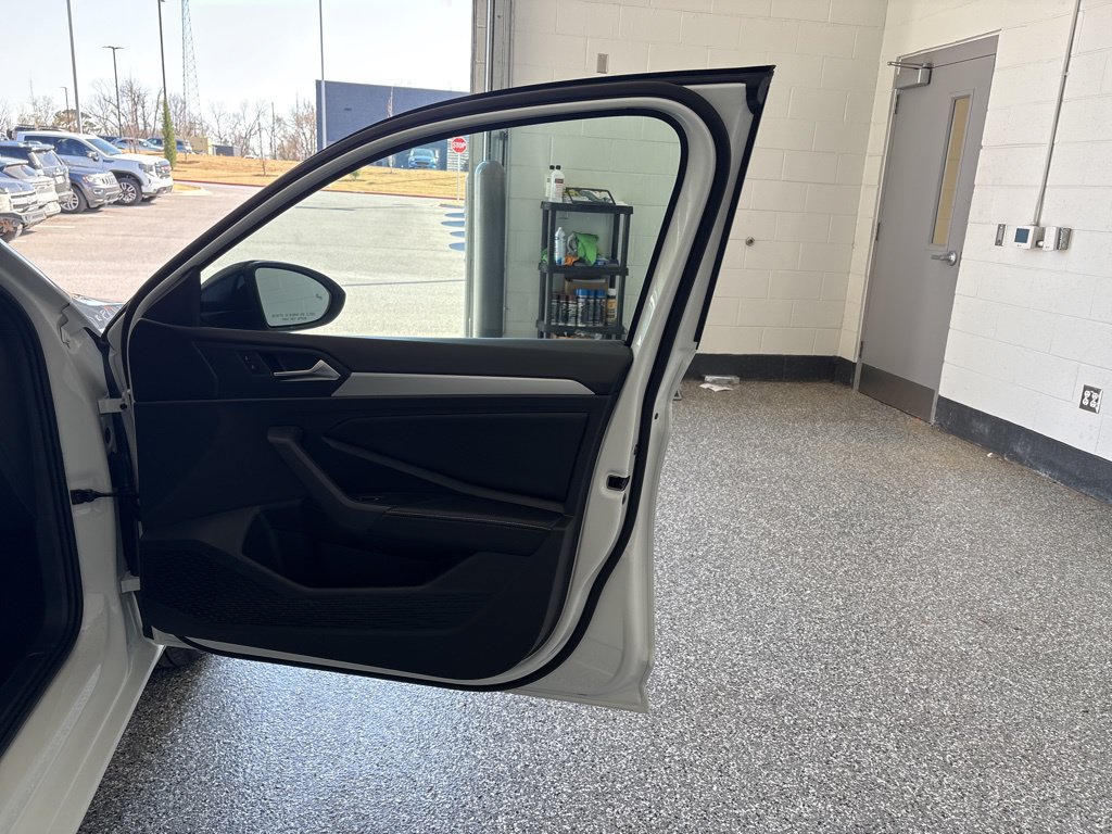 Certified 2026 Volkswagen Jetta Sport FWD image 27