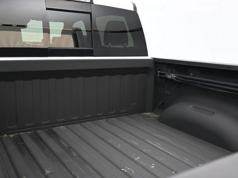 Used 2021 RAM 1500 Laramie w/ Sport Appearance Package image 11