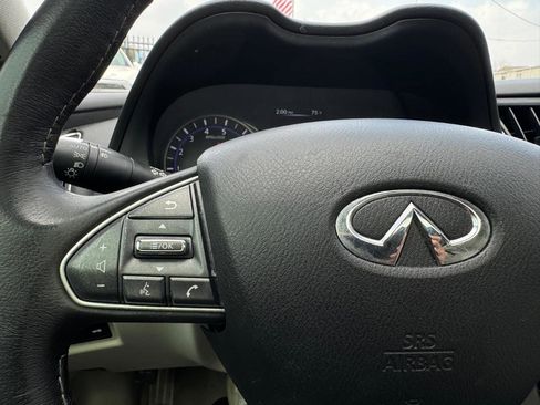 Used 2017 INFINITI Q50 3.0t Premium w/ Cargo Package (L95) image 9