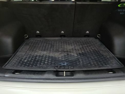 Used 2019 Jeep Compass Limited FWD image 15