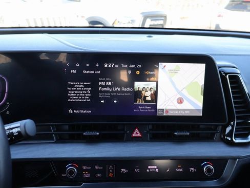 Used 2023 Kia Sportage X-Line w/ X-Line Premium Package image 21