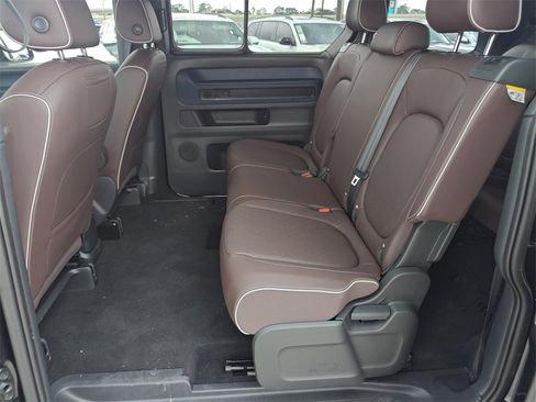 New 2025 Volkswagen ID. Buzz Pro S image 19