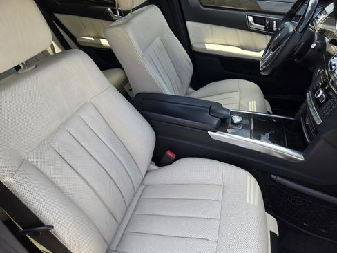 Used 2014 Mercedes-Benz E 350 Sedan image 10