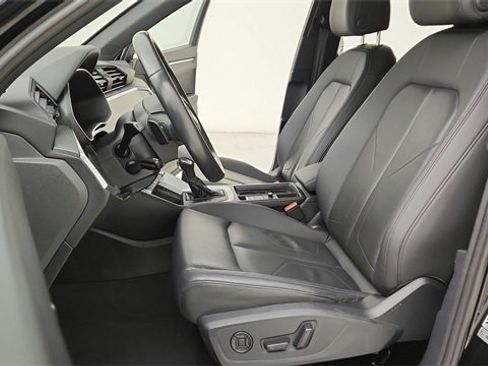 Used 2023 Audi Q3 2.0T Premium image 18