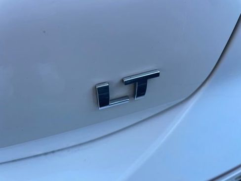 Used 2020 Chevrolet Equinox LT FWD image 35