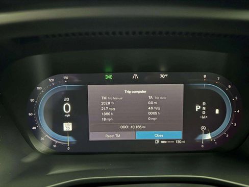 Used 2023 Volvo XC40 B5 Plus w/ Driver Assist Package image 35