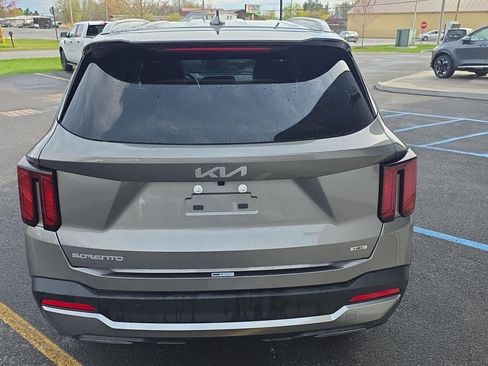New 2026 Kia Sorento EX FWD image 7
