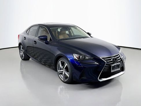Used 2019 Lexus IS 300 AWD image 3