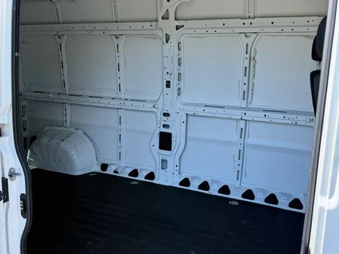 Used 2021 RAM ProMaster 2500 FWD image 23
