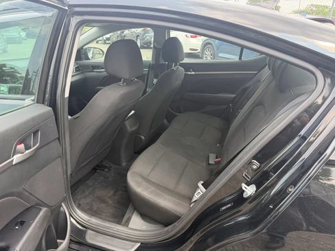 Used 2020 Hyundai Elantra SEL w/ Cargo Package (C1) FWD image 28