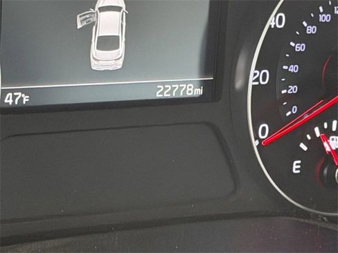 Used 2024 Kia Forte LXS w/ LXS Technology Package image 9