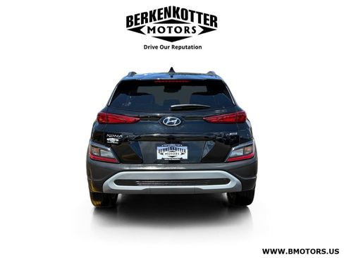 Used 2023 Hyundai Kona SEL w/ Convenience Package AWD/4WD image 4