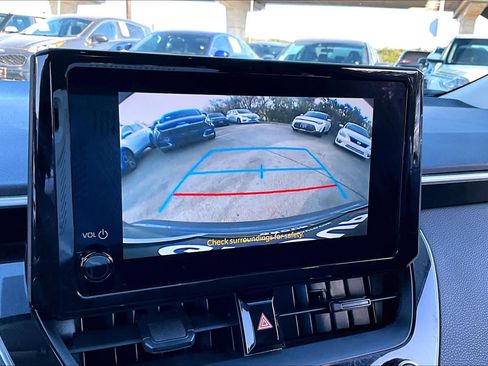 Used 2024 Toyota Corolla LE image 27