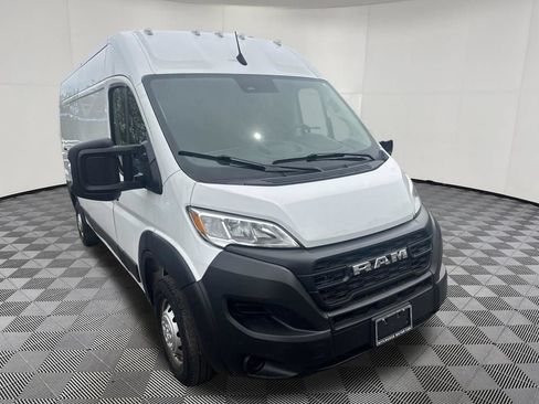 Used 2023 RAM ProMaster 2500 FWD image 6
