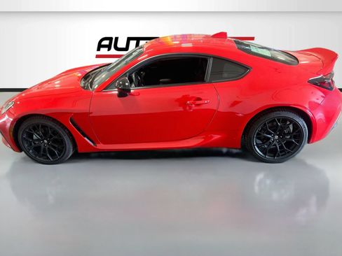Used 2025 Toyota GR86 Premium w/ GR Wheel Package (TMS RWD image 4