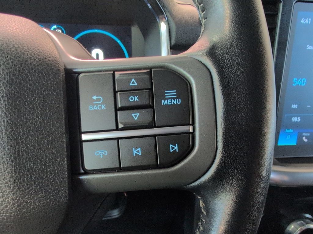Used 2021 Ford F150 Lariat AWD/4WD image 17