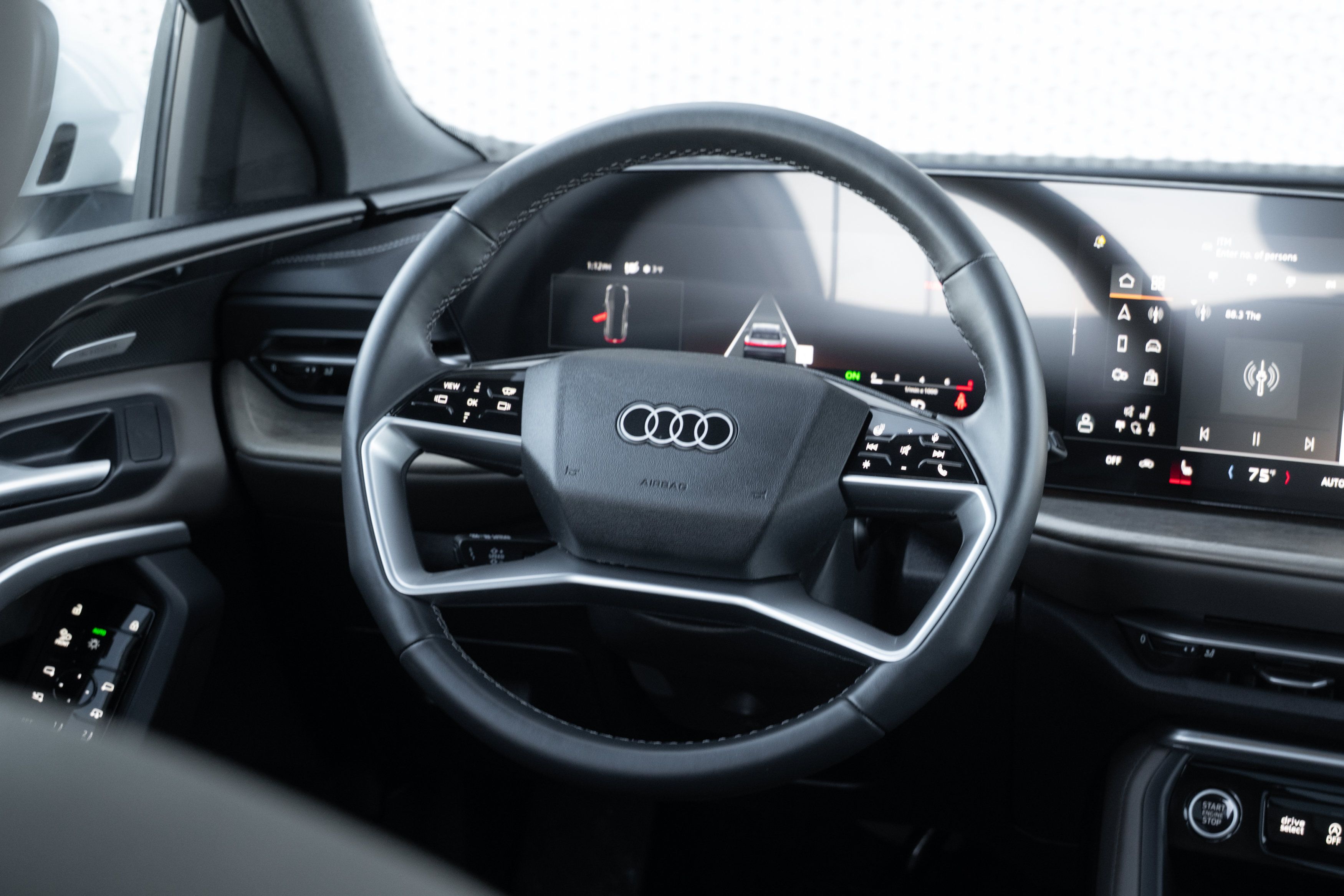 Certified 2025 Audi Q5 Premium w/ Premium Plus AWD/4WD image 8