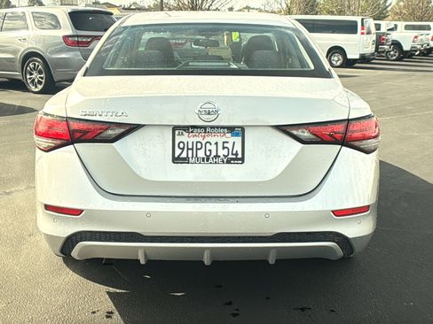 Used 2023 Nissan Sentra S image 4