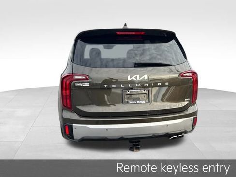 Certified 2023 Kia Telluride S image 7