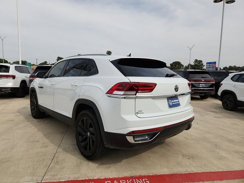 Used 2022 Volkswagen Atlas Cross Sport SE AWD/4WD image 5