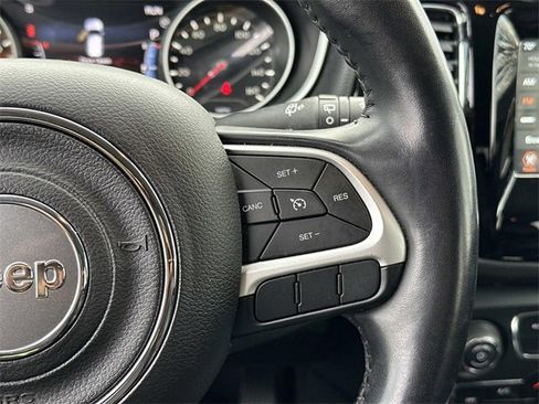 Used 2021 Jeep Compass Latitude image 26