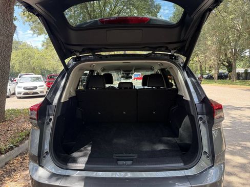 Used 2026 Nissan Rogue SL FWD image 31