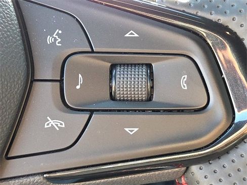 Used 2026 Chevrolet Trax RS w/ Driver Confidence Package image 28