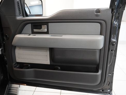 Used 2013 Ford F150 XLT w/ Mid Equipment Group RWD image 31