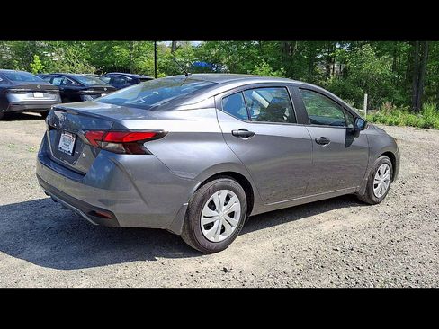 Used 2025 Nissan Versa S w/ Trunk Package FWD image 8