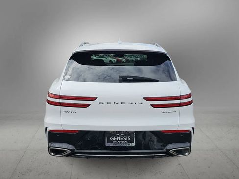 Used 2026 Genesis GV70 3.5T Sport Prestige image 7