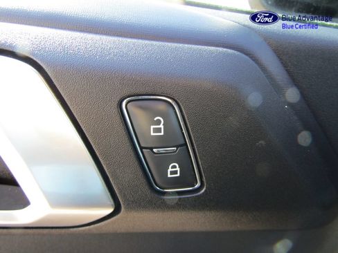 Certified 2025 Ford Bronco Badlands AWD/4WD image 19
