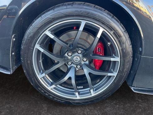 Used 2015 Nissan 370Z NISMO image 14