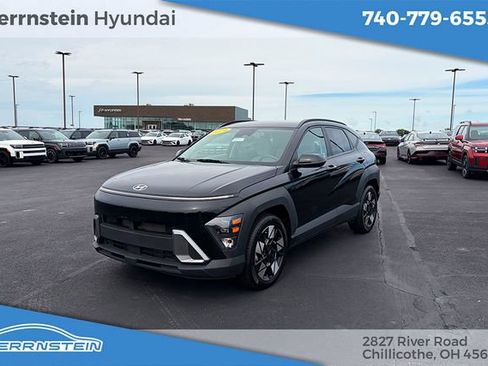 Used 2024 Hyundai Kona SEL FWD image 3