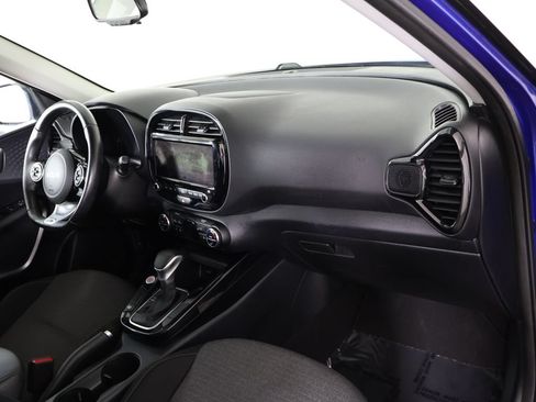 Used 2022 Kia Soul GT-Line FWD image 26