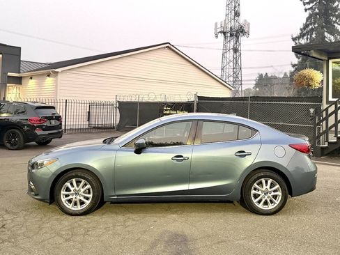 Used 2014 MAZDA MAZDA3 i Touring w/ Technology Package FWD image 3