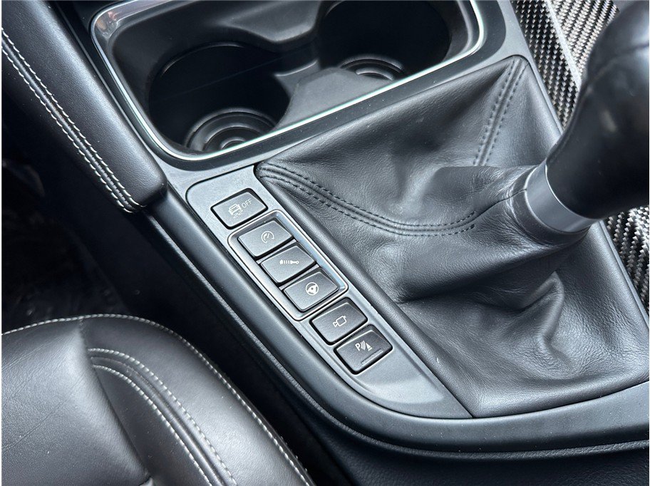 Used 2016 BMW M3 RWD image 38