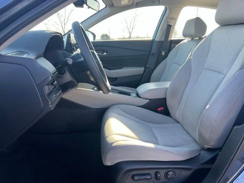 Used 2024 Honda Accord EX image 26