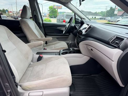 Used 2016 Honda Pilot EX image 17