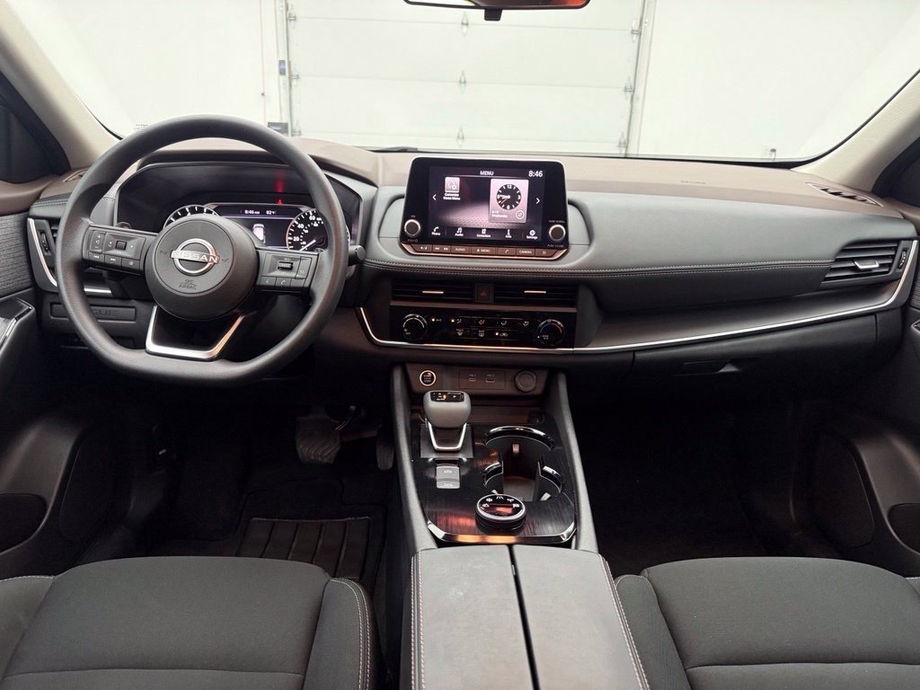 Used 2023 Nissan Rogue S AWD/4WD image 4
