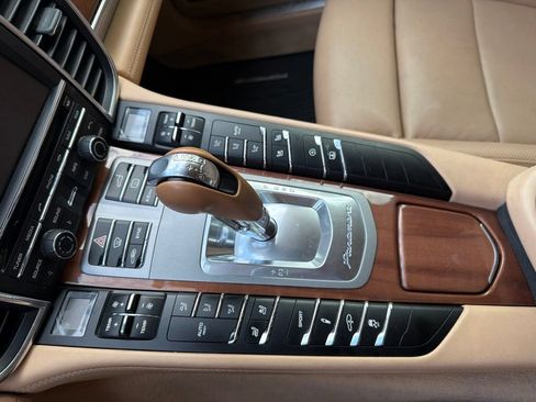 Used 2014 Porsche Panamera 4S AWD/4WD image 10