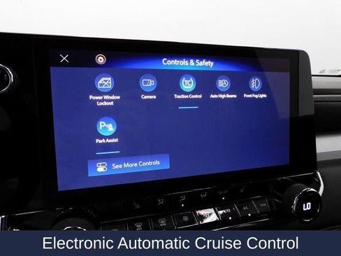 Used 2023 Chevrolet Colorado LT w/ LT Convenience Package II AWD/4WD image 52