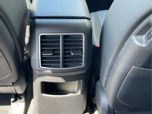 Used 2023 Kia Sportage EX AWD/4WD image 16
