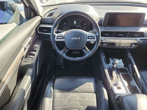 Used 2022 Kia Telluride SX w/ SX Prestige Package image 11