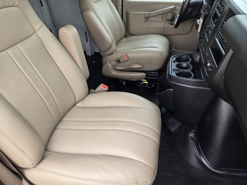 Used 2020 Chevrolet Express 2500 w/ Communications Package RWD image 14