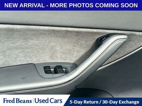 Used 2021 Tesla Model Y Long Range image 9