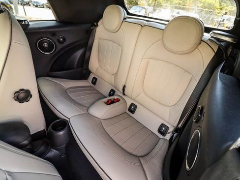 Used 2019 MINI Cooper S image 34