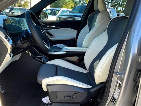 New 2026 BMW X1 xDrive28i w/ Technology Package image 9