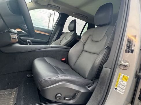 Used 2024 Volvo XC90 B5 Plus w/ Protection Package Premier AWD/4WD image 19