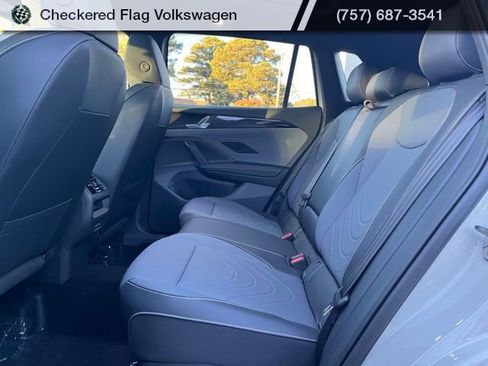 New 2026 Volkswagen Tiguan SE R-Line AWD/4WD image 26
